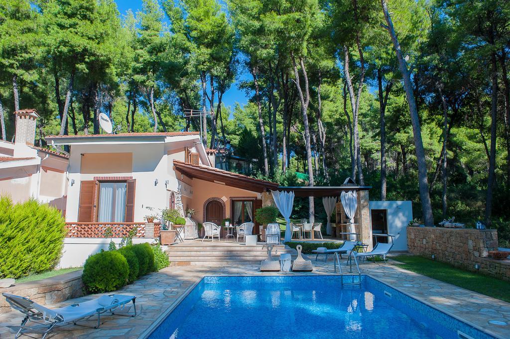 Naftilos Villa Sani With Private Pool Екстериор снимка